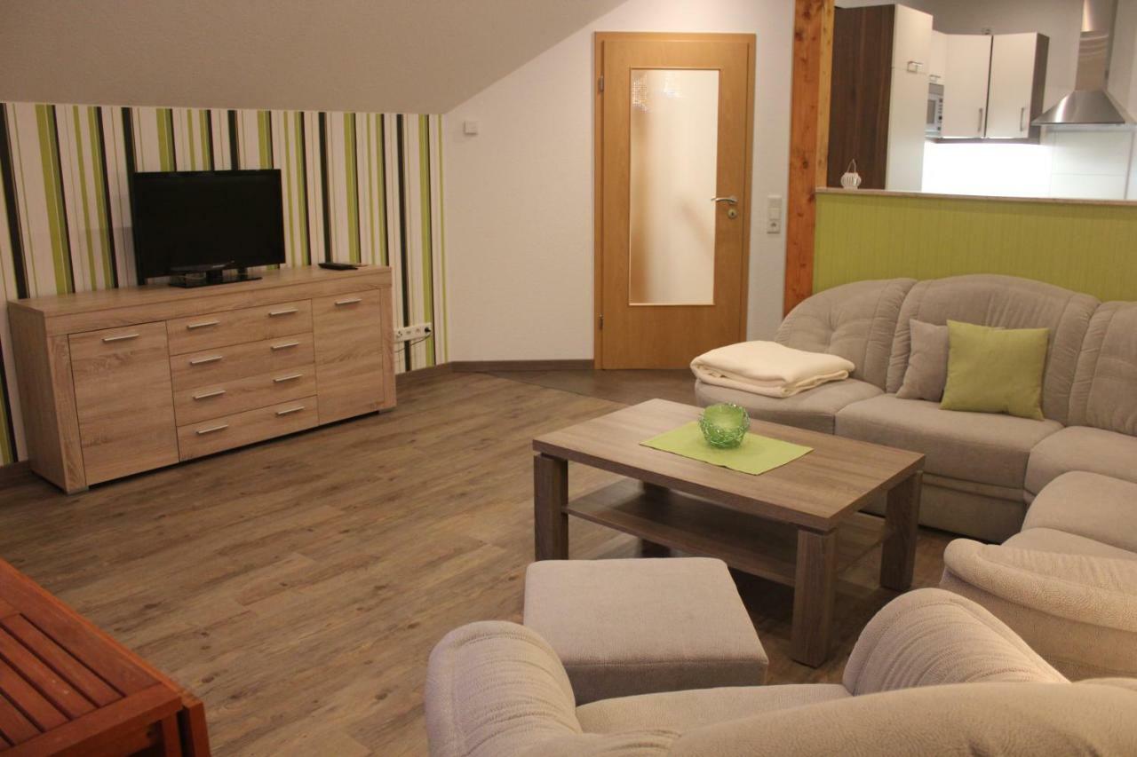 Ferienwohnung Nuessleshof Fambach ภายนอก รูปภาพ