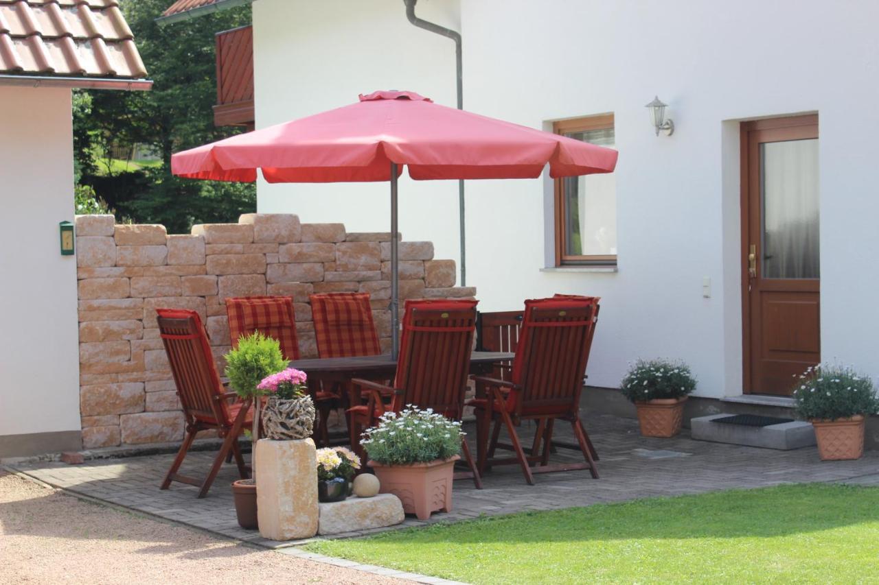 Ferienwohnung Nuessleshof Fambach ภายนอก รูปภาพ